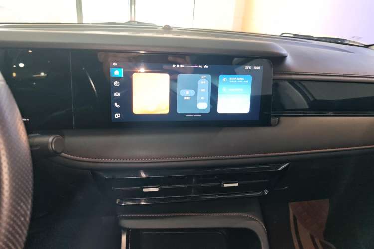 Used Roewe i5 2023 1.5L Manual Comfort Edition
