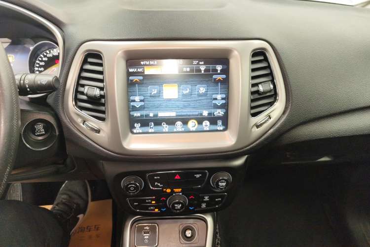 Used Jeep Compass 2017 200T Automatic Family Edition