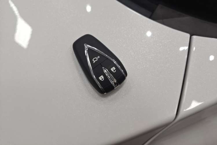 Used Changan UNI-T 2020 1.5T Prestige Version
