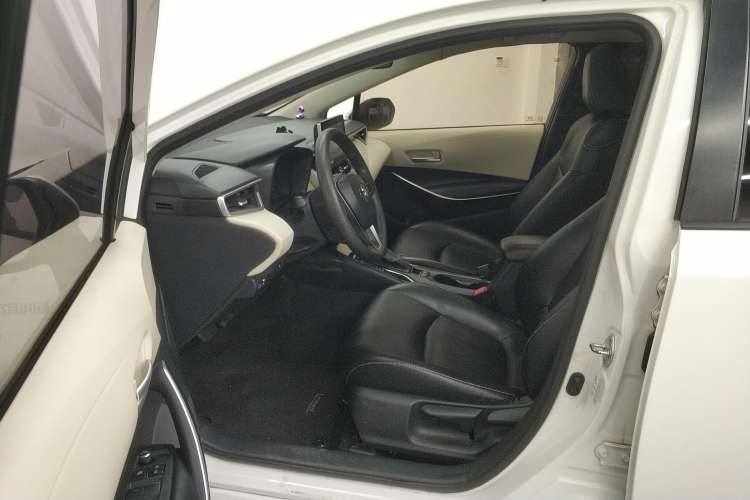 Used Toyota Corolla 2019 Dual-Engine 1.8L E-CVT GL-i Elite Edition