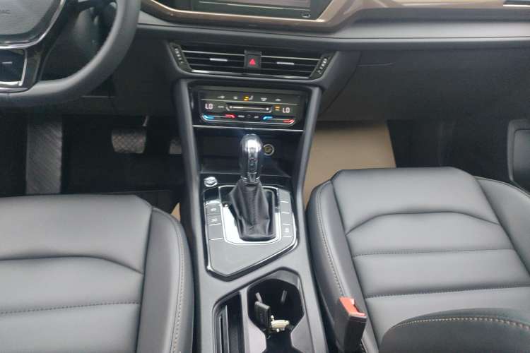 Used Volkswagen Tharu 2022 280TSI Two-Wheel Drive Comfort Edition