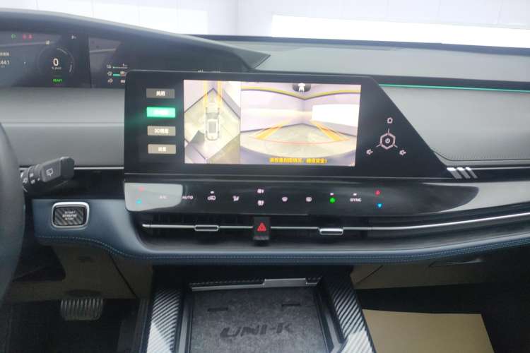 Used CHANGAN UNI-K iDD 2023 Smart Electric iDD 1.5T 135km Smart Leading Model