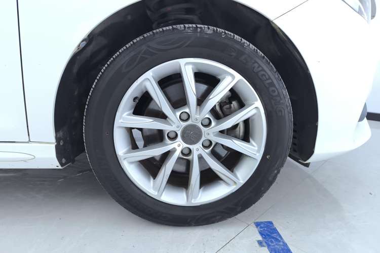 Used BYD Song MAX 2019 1.5T Manual Smart Connect Ruiyi Sunroof Model 7 Seats China VI Standard