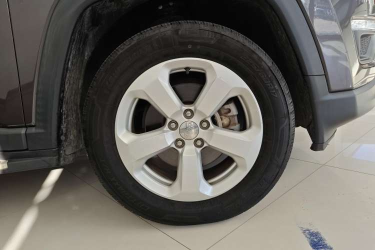 Used Jeep Compass 2017 200T Automatic Family Edition