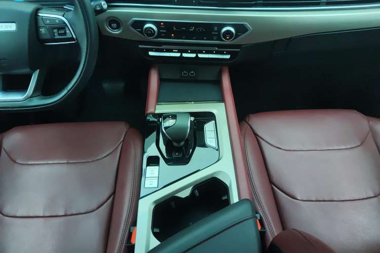 Used JETOUR X70 2023 1.5T DCT Beyond PRO Edition 5-Seater
