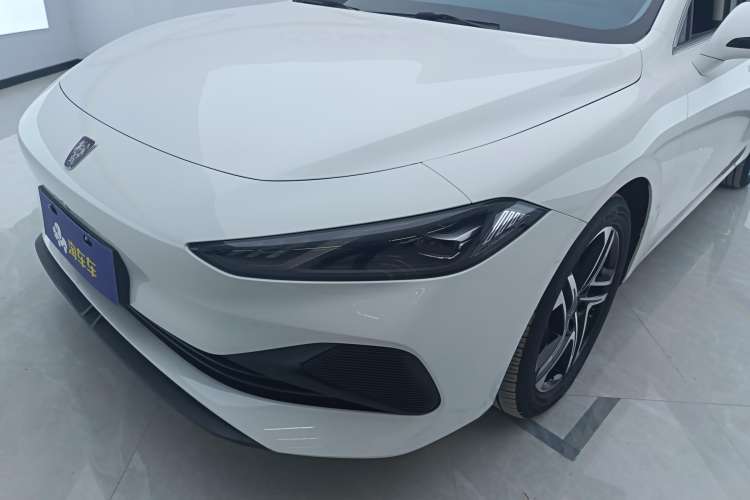 Used Roewe D7 2023 DMH 125km Excellence Edition