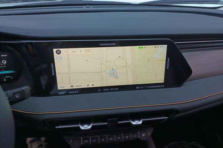 Used Oshan X7 PLUS 2023 Enjoy Edition 1.5T Automatic Pilot Model 7 Seats