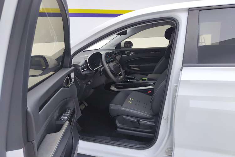 Used Baojun RM-5 2019 1.5T CVT Elite Version with 24-Hour Online Service 7 Seats

