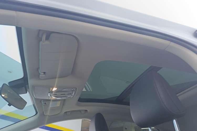 Used Roewe D7 2023 DMH 125km Excellence Edition