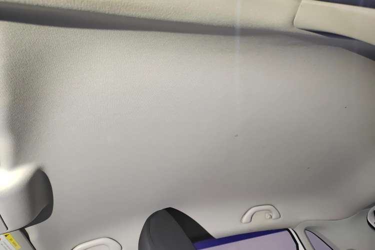 Used Volkswagen Polo 2016 1.4L Manual Fashion Model