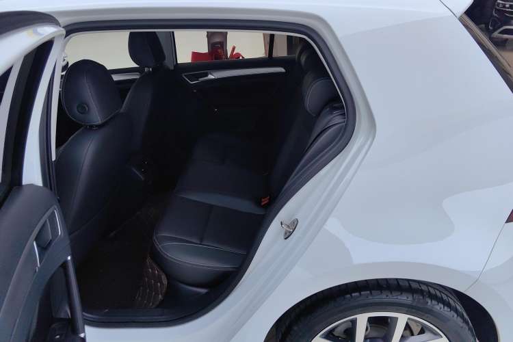 Used Volkswagen Golf 2020 Zhiai Edition 200TSI DSG Comfortable & Ambitious Version