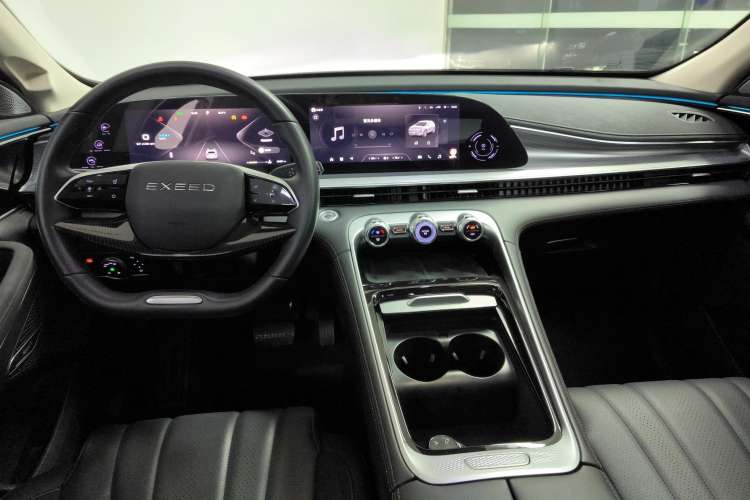 Used EXEED Lingyun 2024 300T Two-Wheel Drive Starlight Edition