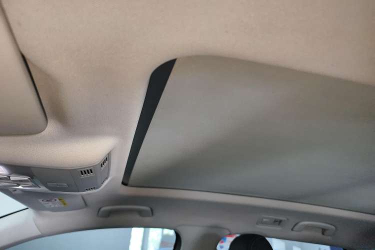 Used Volkswagen Tharu 2020 280TSI Two-Wheel Drive Luxury Edition China VI Standard