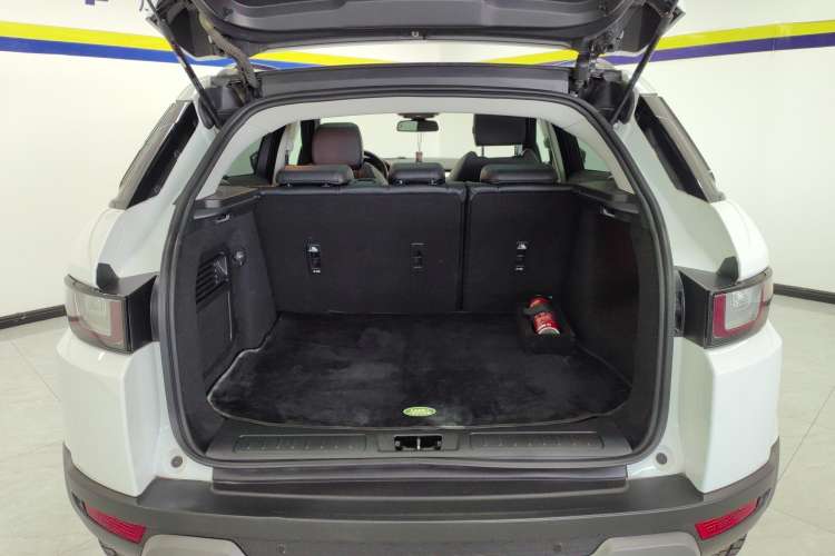 Used Land Rover Range Rover Evoque 2018 240PS PURE Style Edition