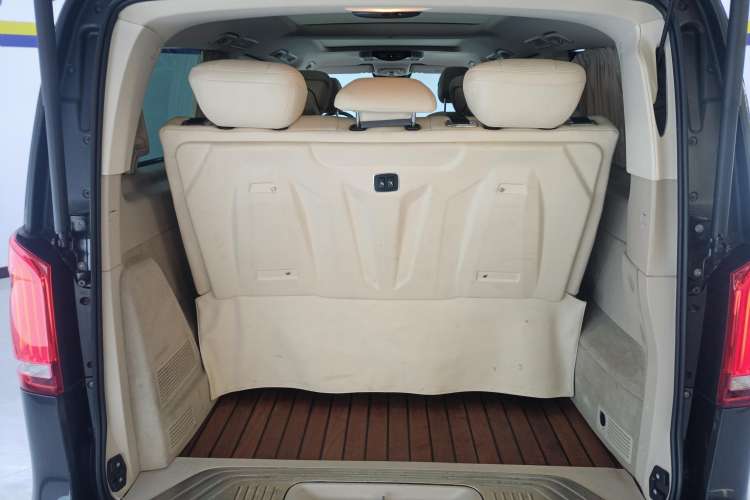 Used Mercedes-Benz V-Class 2021 V 260 Prestige Edition