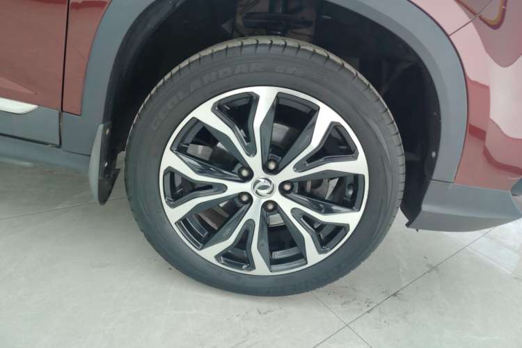 Used FORTHING Joyear X5 2017 Jingxiang Series 1.5T CVT Luxury Model
