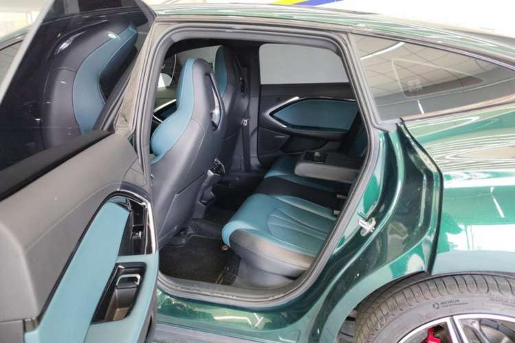 Used MG 7 2023 2.0T Automatic Trophy+ Ignition Glory Edition
