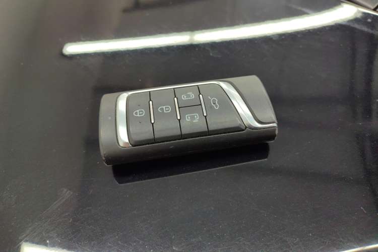 Used GAC Trumpchi M8 2018 320T Luxury Edition
