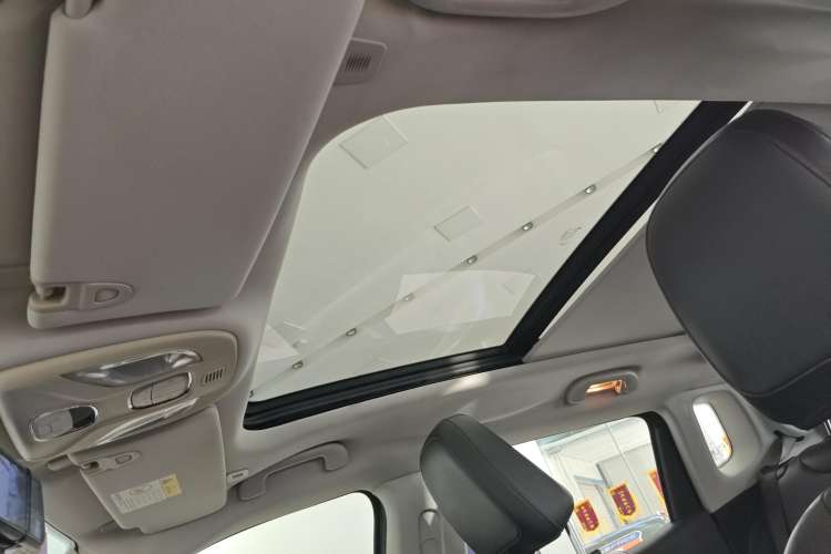 Used Jeep Compass 2017 200T Automatic Family Edition