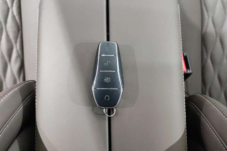 Used BYD Han 2022 DM-i 121KM Prestige Model