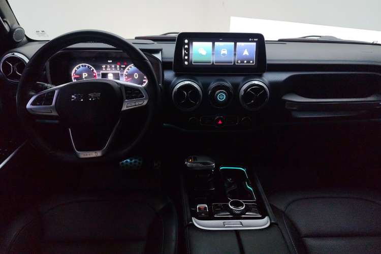 Used BAIC Off-Road BJ40 2023 2.0T Automatic Four-Wheel Drive Urban Hunter Edition Chivalrous Type