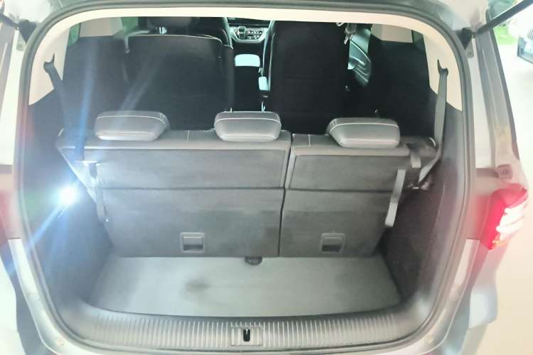 Used Roewe iMAX8 2022 400TGI Flagship Edition