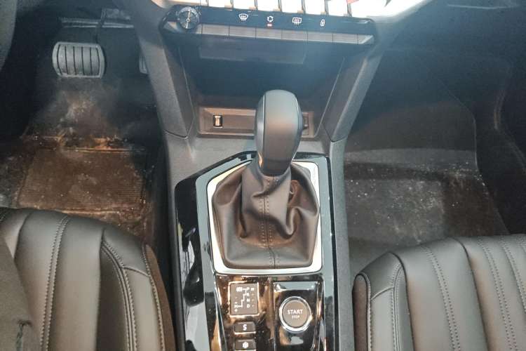 Used Peugeot 408 2024 360THP "Da Da" Edition – Romani Version
