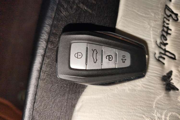 Used Geely Auto Emgrand 2025 4th Generation 1.5L CVT Longteng Edition
