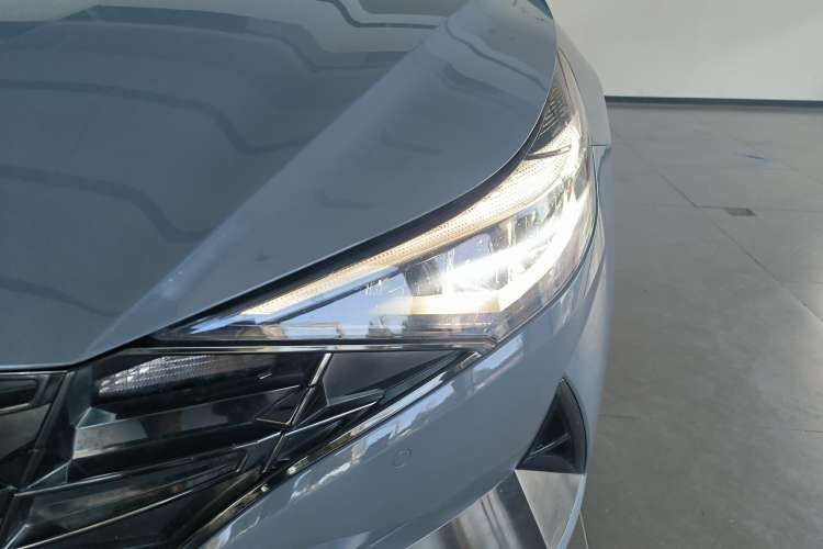 Used Hyundai Elantra 2022 240TGDi DCT LUX Prestige Edition
