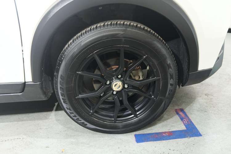 Used Nissan Kicks 2020 1.5L XE Manual Cool Edition