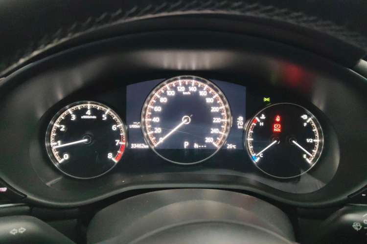 Used Mazda Mazda 3 Axela 2020 1.5L Automatic Luxury Version
