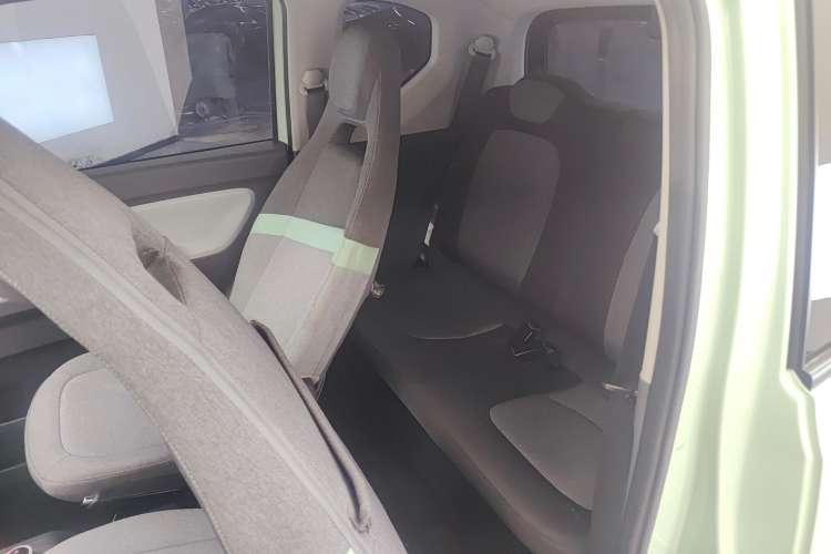 Used Wuling Hongguang MINIEV 2022 Macaron Premium Model – Lithium Iron Phosphate