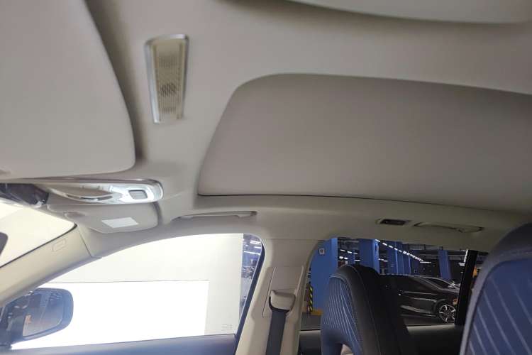 Used Lynk & Co 01 2017 2.0T Two-Wheel Drive Zhaopu Version