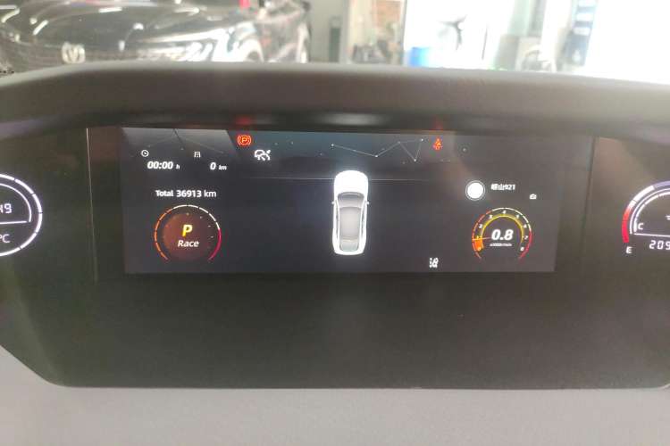 Used Changan UNI-V 2022 1.5T Prestige Version