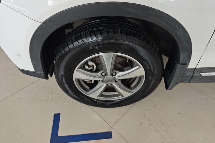 Used Haval H6 Coupe 2016 Blue Label 1.5T Automatic Two-Wheel Drive Elite Model Left Front Wheel Hub