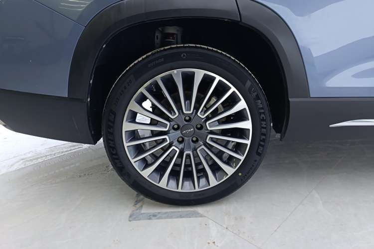 Used JETOUR X90 2022 Zilong 2.0T DCT Changsheng Edition 6-Seater
