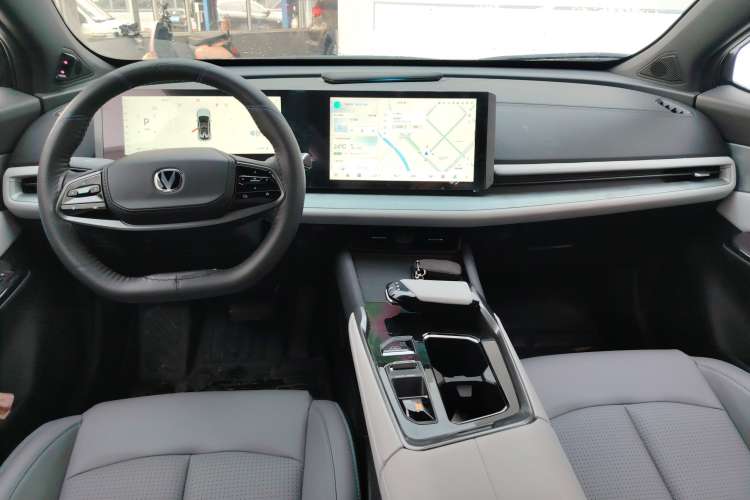 Used CHANGAN UNI-T 2023 Second-Generation 1.5T Prestige Model
