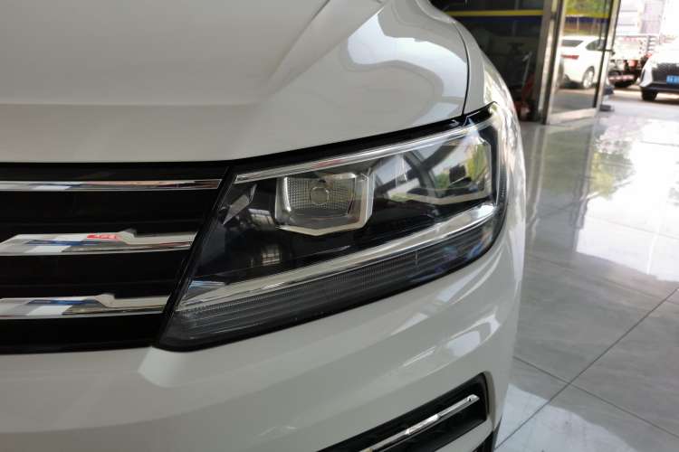 Used Volkswagen Tiguan L 2020 330TSI Automatic Two-Wheel Drive Smart Luxury Edition China VI Standard