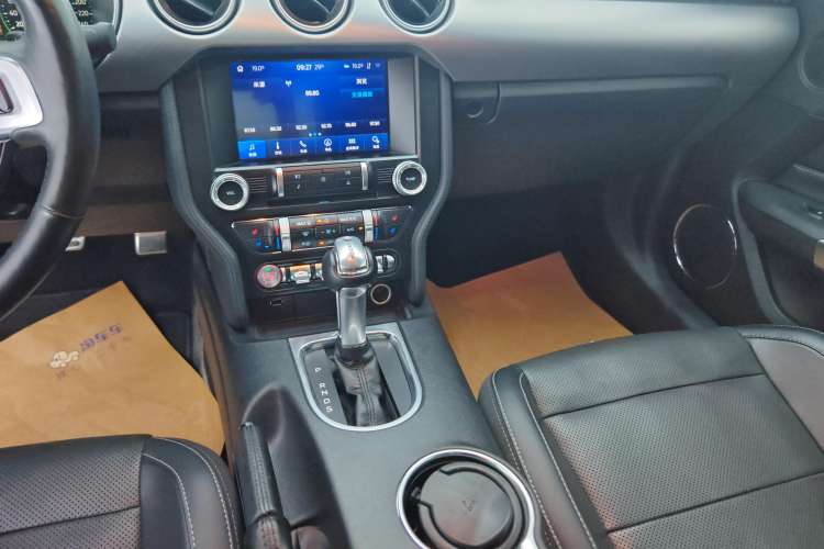 Used Ford Mustang 2020 2.3L EcoBoost Gear Lever