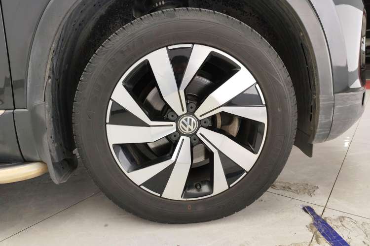 Used Volkswagen Tayron 2019 330TSI Two-Wheel Drive Luxury Model China VI Standard