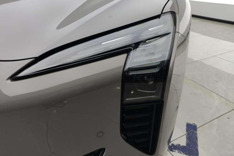 Used Hongqi EH7 2024 690 Pro