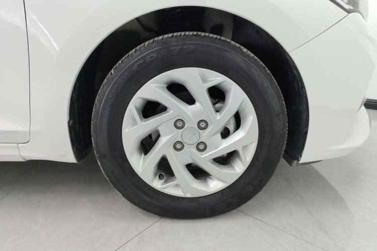 Used Hyundai Verna (new generation) 2020 1.4L CVT GLS Cool Edition Left Rear Wheel Hub