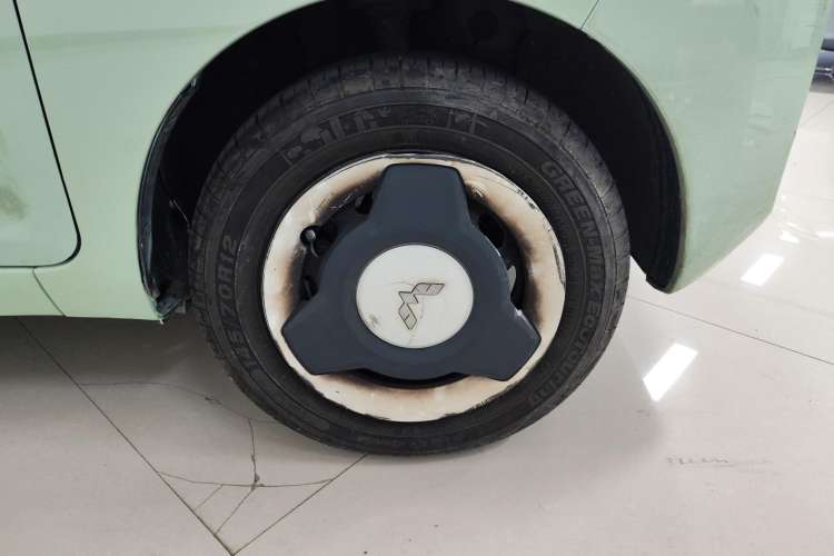 Used Wuling Hongguang MINIEV 2022 Macaron Premium Model – Lithium Iron Phosphate