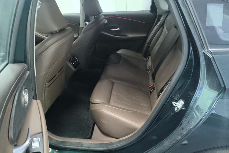 Used Chery Arrizo 8 2023 High-Energy Edition 2.0T DCT Luxury