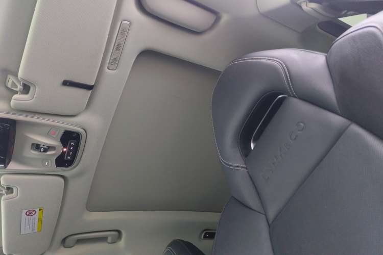 Used Lynk & Co 01 2019 2.0T Two-Wheel-Drive Version China VI Standard