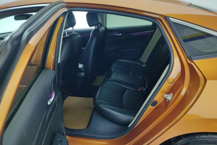 Used Honda Civic 2016 220TURBO CVT Luxury Edition
