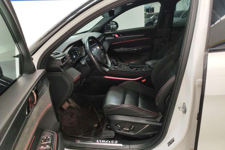 Used Lynk & Co 05 2022 2.0TD Four-Wheel Drive Dynamic Halo