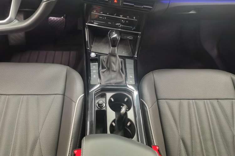 Used Volkswagen Passat 2022 330TSI Starry Luxury Edition