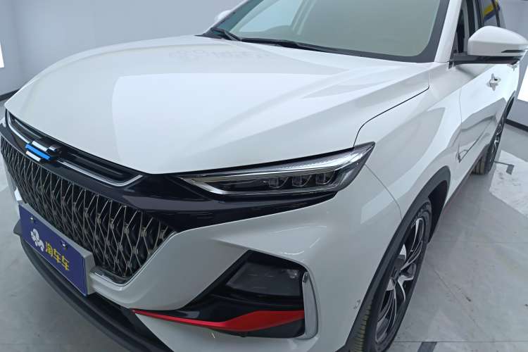 Used Oshan X7 PLUS 2023 Enjoy Edition 1.5T Automatic Pilot Model 7 Seats