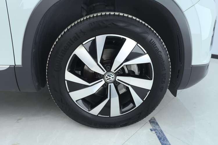 Used Volkswagen Tayron 2019 330TSI Two-Wheel-Drive Luxury Version China V Emission Standard